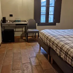 1906 Bed & Breakfast San Martino in Strada